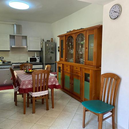 Lemon House Apartment ซัสซารี ภายนอก รูปภาพ
