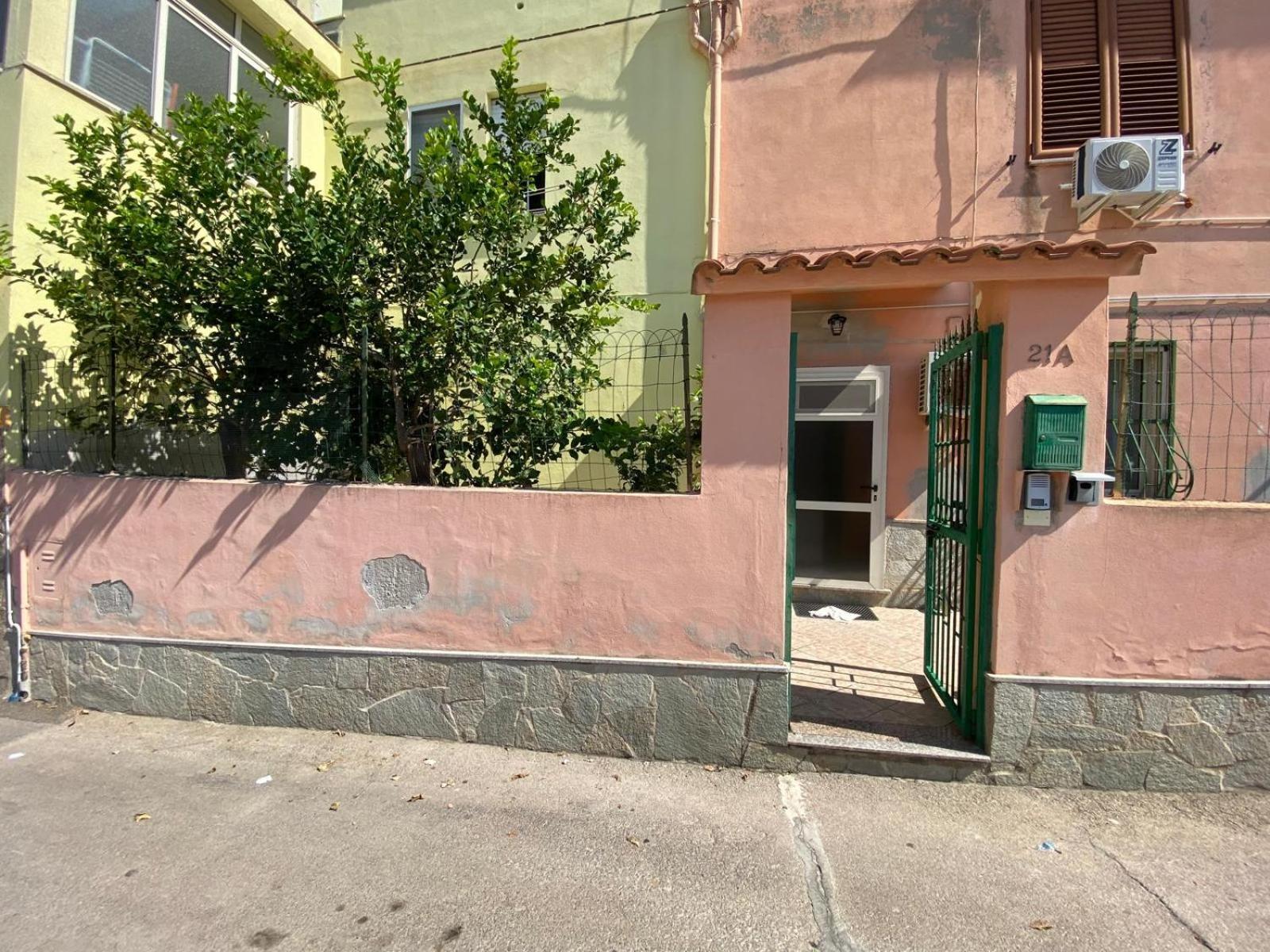 Lemon House Apartment ซัสซารี ภายนอก รูปภาพ