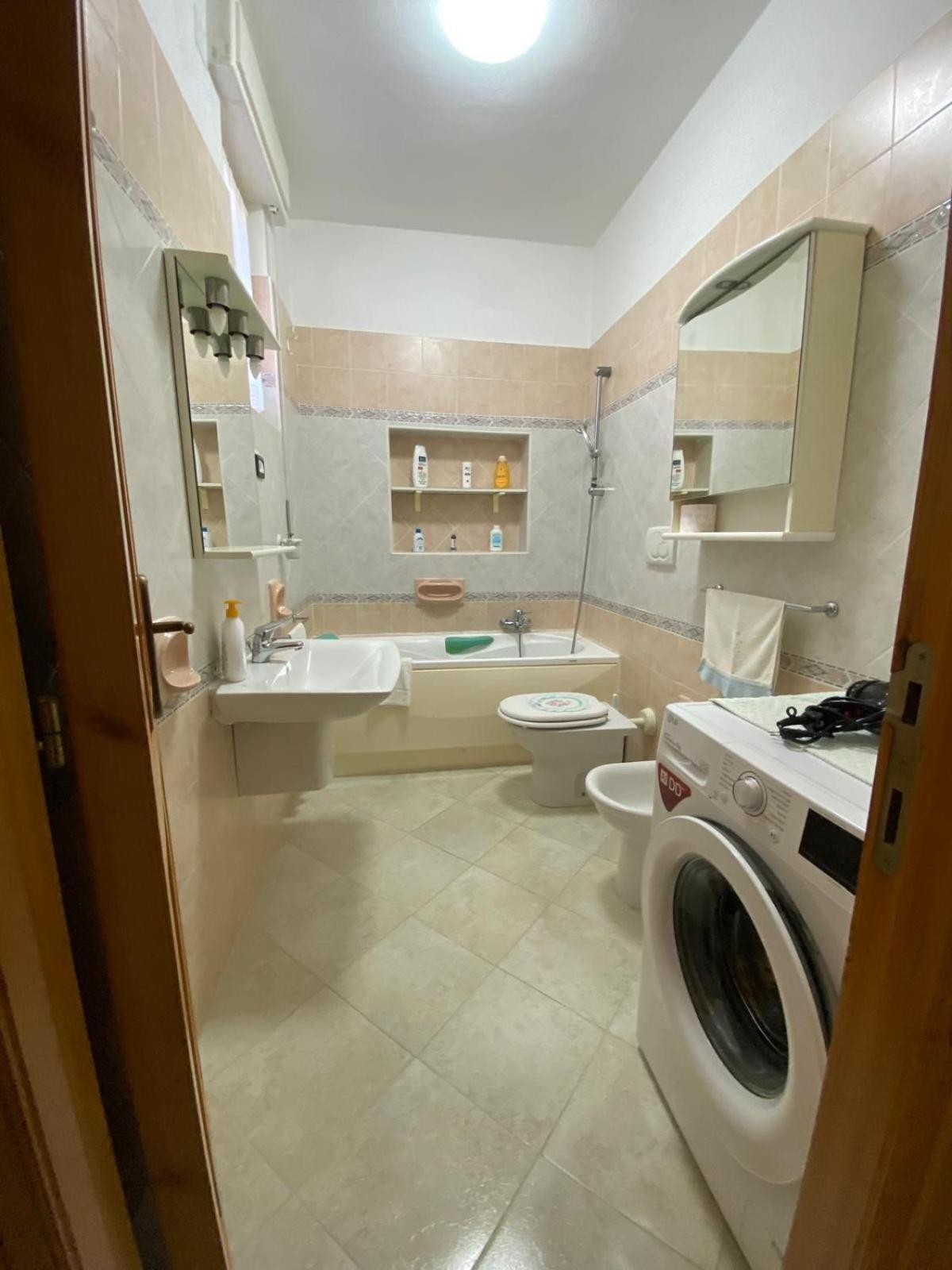 Lemon House Apartment ซัสซารี ภายนอก รูปภาพ